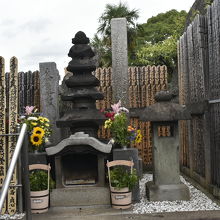 お岩さんのお墓