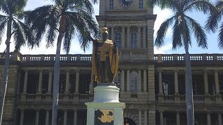 観光客が次々と