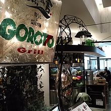 店名が肉バル&盛岡冷麺というだけあり、肉にも力入れています。