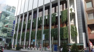 銀座で生き残るショッピングモール