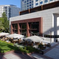 テラス席もあります