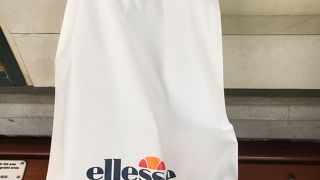 エレッセのスイムウェア