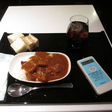 羽田空港国際線 ANAラウンジ (110番ゲート付近)