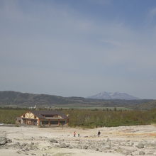 駐車場からは少し上ります