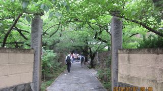 知多四国第２０番札所のお寺です。