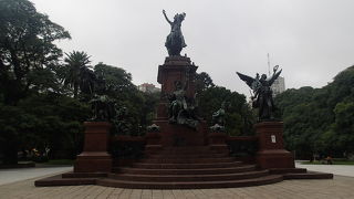 人通りが少ない