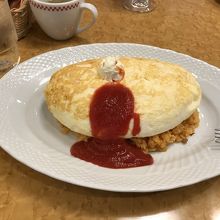 スフレタイプのオムライス