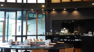 リゾート内のレストランとしてはリーズナブル