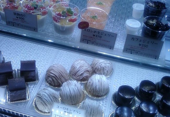 熊本で一番人気の洋菓子屋さんかも。