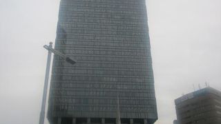 名駅側からの撮影ポイント、日中時間帯は結構探すのが難しいです…