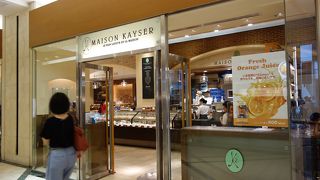 午後２時以降はカフェをイートインで使えます