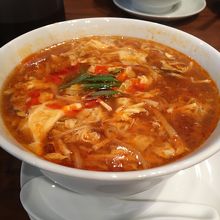 酸辣湯麺