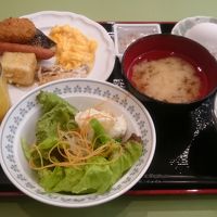 朝食バイキング