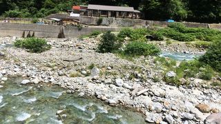 夏の黒部峡谷も素敵です♫