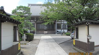 知多四国第５４番札所のお寺です。
