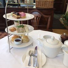 アフタヌーンティーを気軽に楽しめるのます。