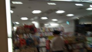 空港内の書店