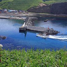 西泊地区に船がきました
