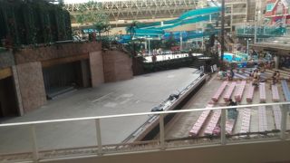 プールがすごい！