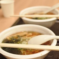 名物の夜鳴きラーメン