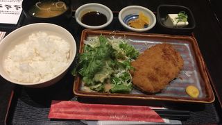 ロースカツランチ！