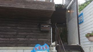 テラス席と屋内席もあります。