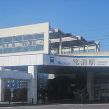常滑線の起点駅となる常滑駅（ここから空港は空港線扱い）