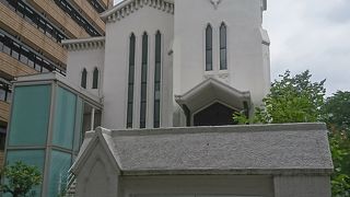 白く綺麗な教会!!