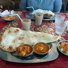 東松山、マハラジャの野菜カレーセット680円