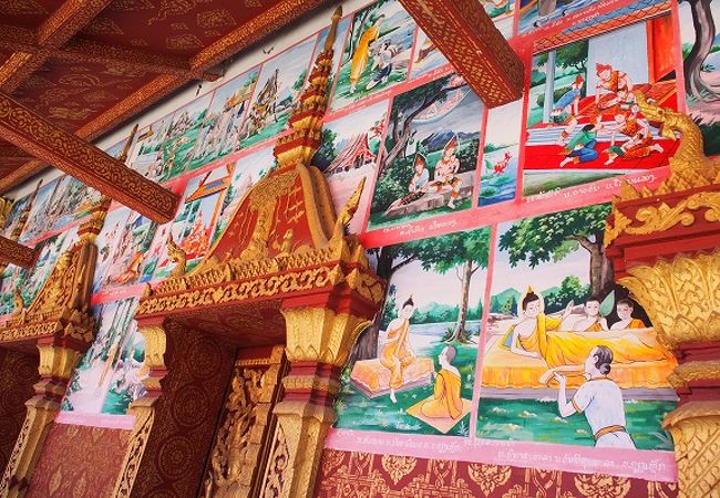 壁に描かれた仏教の世界