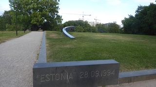 エストニア人にとって忘れがたい記念碑