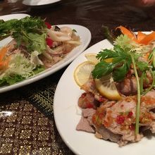 鶏肉のバジル炒め他