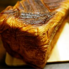 デニッシュ食パン