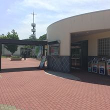 パーキングエリアの外観