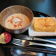 担々&#40629;とフレンチトースト