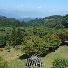 マツタケ資料館から、四阿山、東篭ノ登山方面の眺望