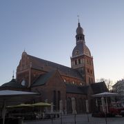 大聖堂の前の広場