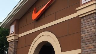 ＝御殿場プレミアムアウトレット＝ ナイキ