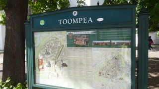 中世建造の見事な建物が沢山あるトームペア