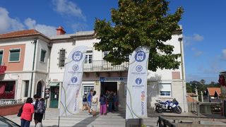 駅のそばにもありました