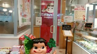 CoCoLo新潟内のFUJIYA