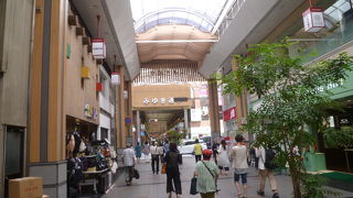 商店街を抜けて姫路城へ