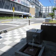 ３井戸とショッピングモール