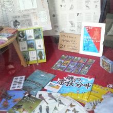 イベント会場には恐竜や動物などをモチーフにした個性的な作品が