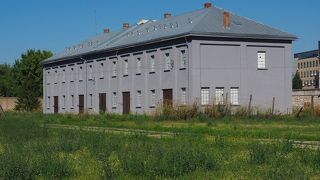 2月12日記念博物館 (ナチス強制収容所)