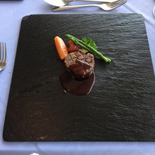 牛フィレ肉のグリル