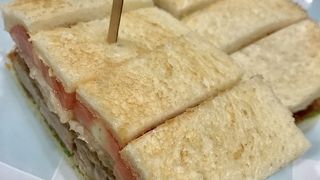 コレド室町2にあります