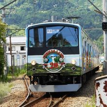 元205系使用のトーマス電車、都留市駅で。