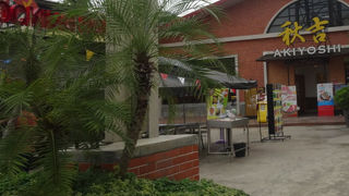 観光客には歩きやすい。