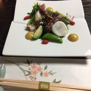 町家の坪庭が見える個室でランチ